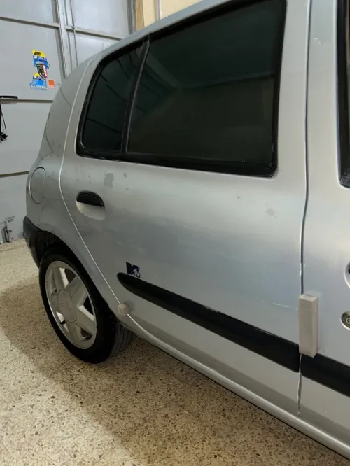Renault Clio 2 2001 Alize