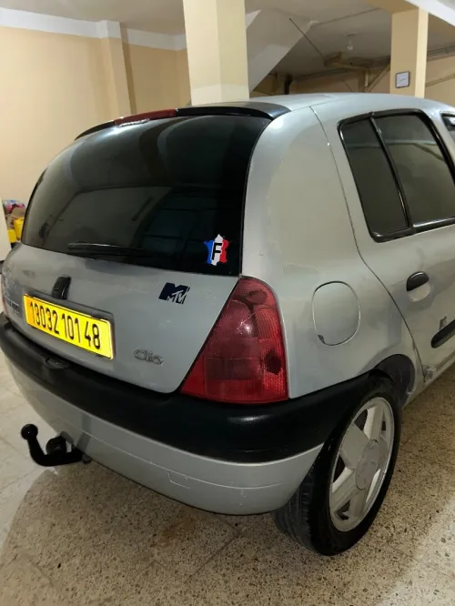 Renault Clio 2 2001 Alize