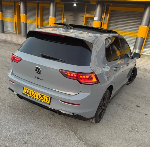 Volkswagen Golf 8 2025 R-Line