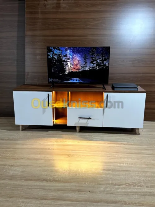 طاولة تلفاز عصرية بإضاءة LED