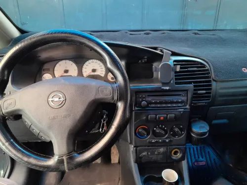 Opel Zafira 2002 Comfort