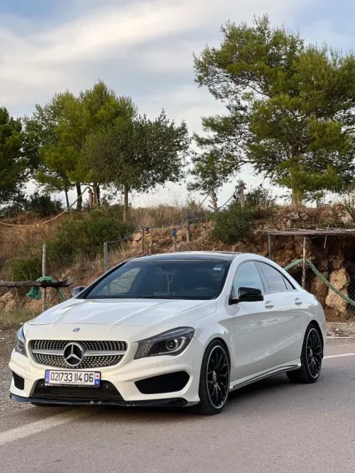 Mercedes CLA 2014 Coupé Exclusif + AMG 