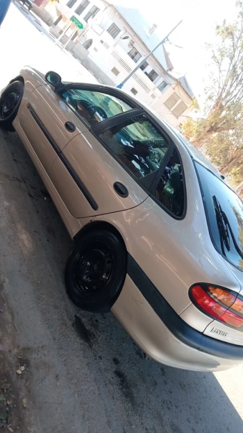Renault Laguna 2 2002 