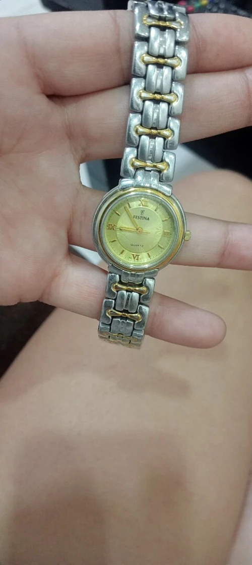 Montre Festina originale femme  Très bon état
