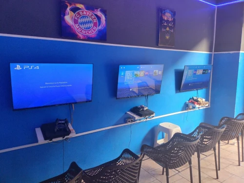 Salle des jeux PS4