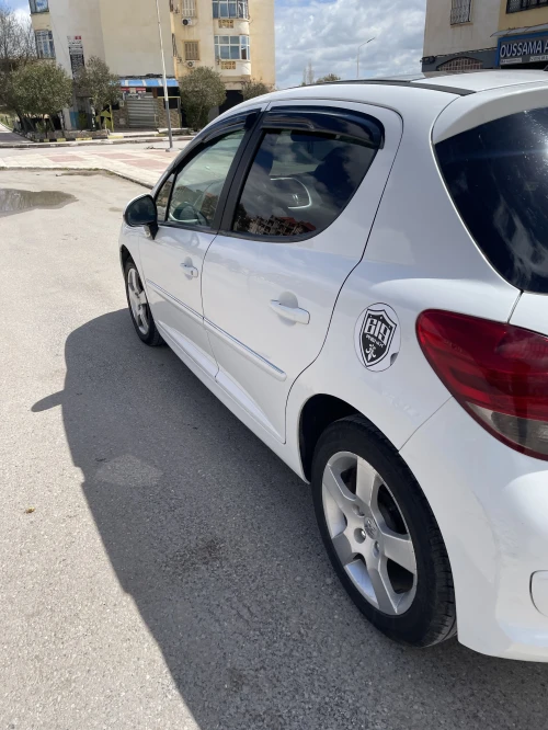 Peugeot 207 2011 Allure