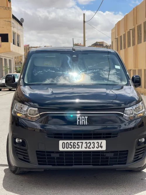 Fiat Doblo 2023 Italia