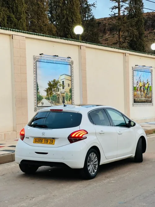 Peugeot 208 2019 Allure Facelift