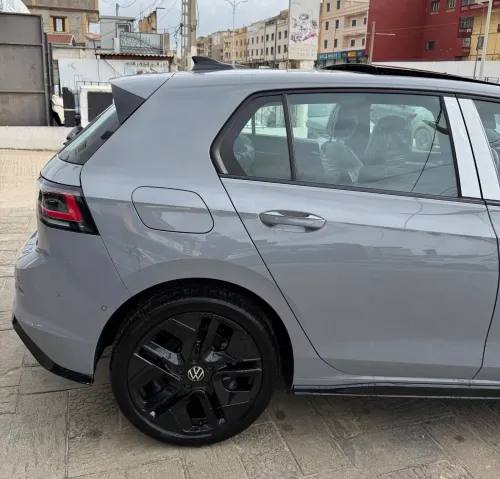 Volkswagen Golf 8 2025 R-Line