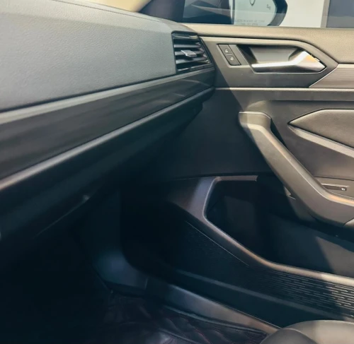Volkswagen Jetta 2020 Carat