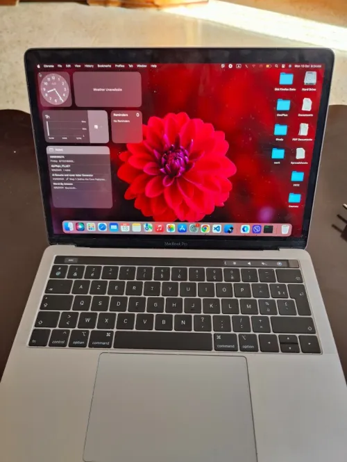 Macbook pro 2019 Touchbar 16GB RAM 512 SSD