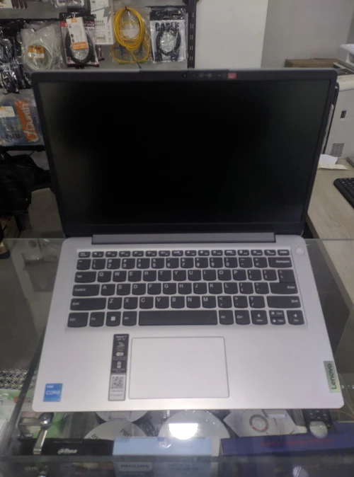 Lenovo Ideapad 1i 14 pouces