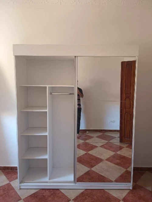 Armoire coulissante très bonne qualité