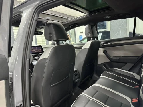Volkswagen T-Roc 2025 R-Line 