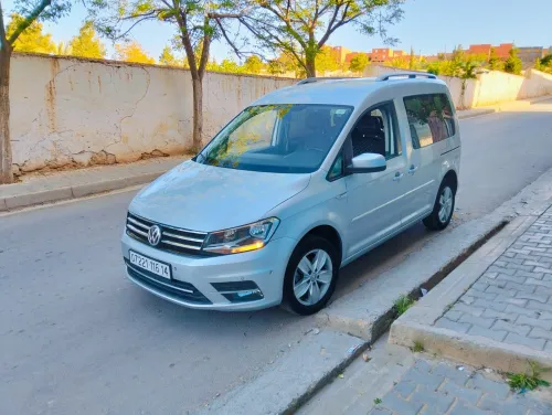Volkswagen Caddy 2016 Generation four boit 5rapor