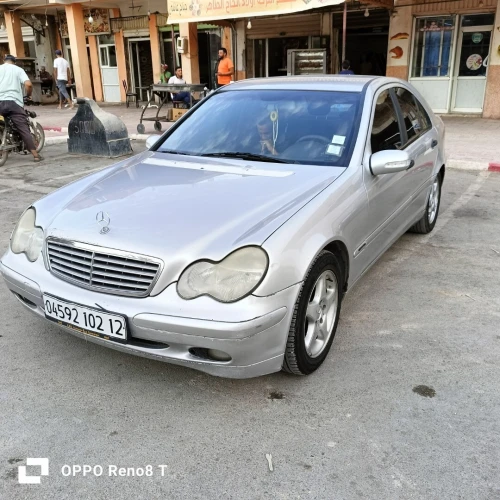 Mercedes W203 2002 C 220