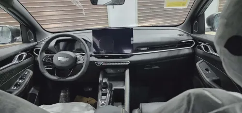 Geely Coolray 2025 Foul