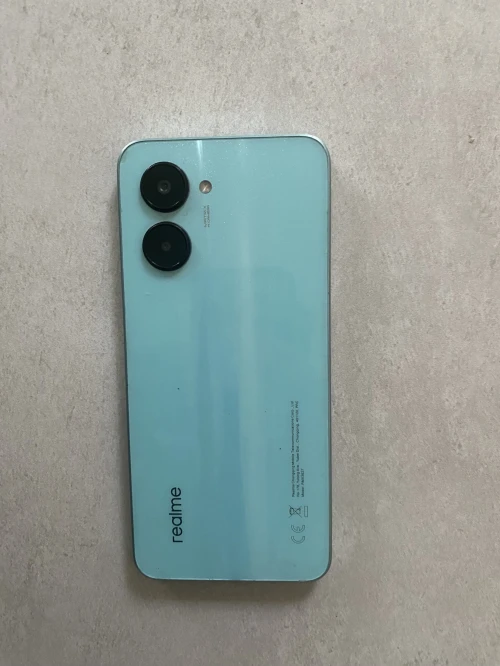 Realme C33