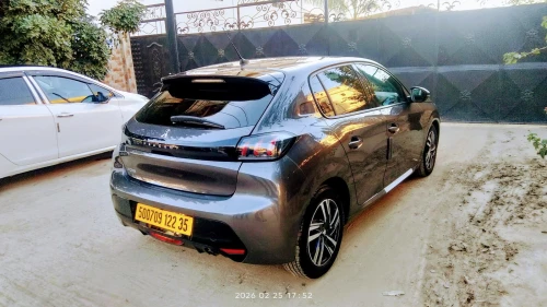 Peugeot 208 2022 Allure