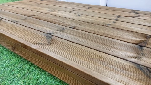 Lames terrasse en bois traité Pin du Nord