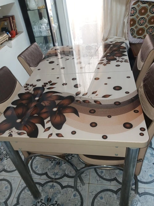 Tableau Quatre chaises