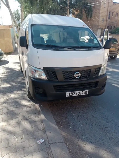 Nissan Urvan 2016 Fourgon