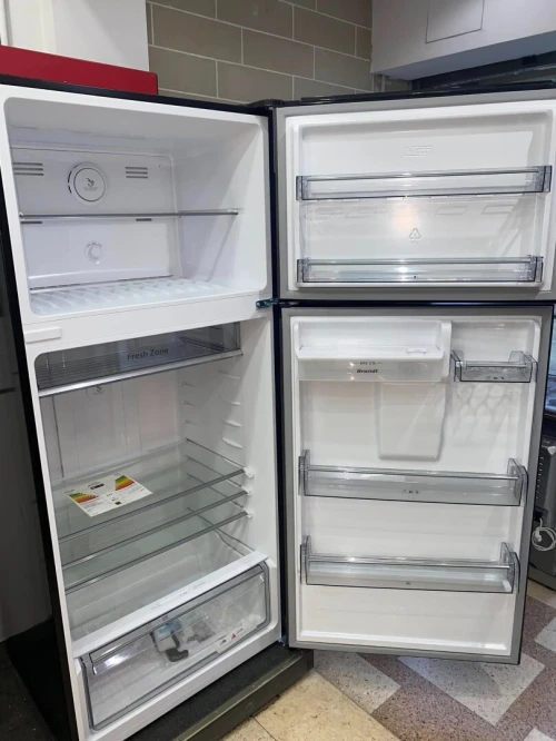 réfrigérateur frigo Brandt modèle BFD4672NWX, utilisé moins d'un an, double porte