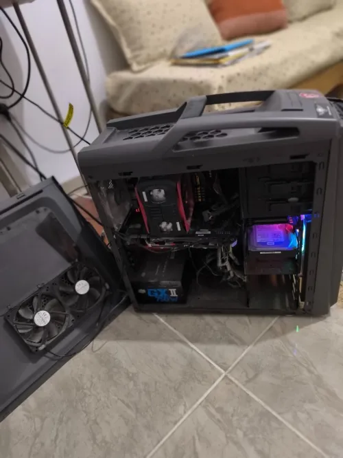 Vends PC Unité Tour Gaming