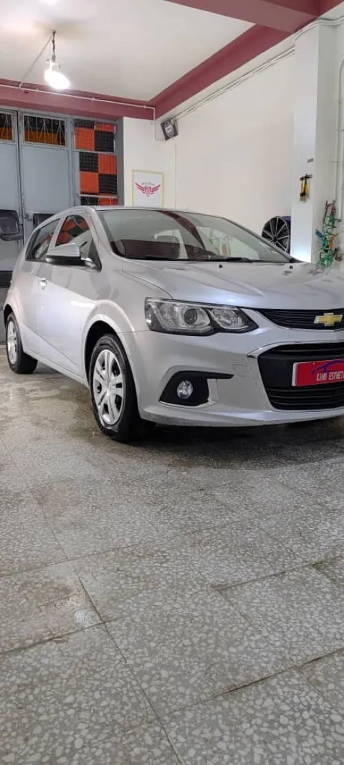 Chevrolet Sonic 2017 1.2 16v 00peinture