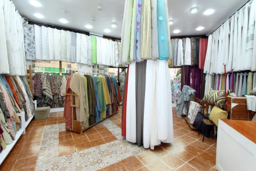 Ameublement, rideaux et le linge de maison