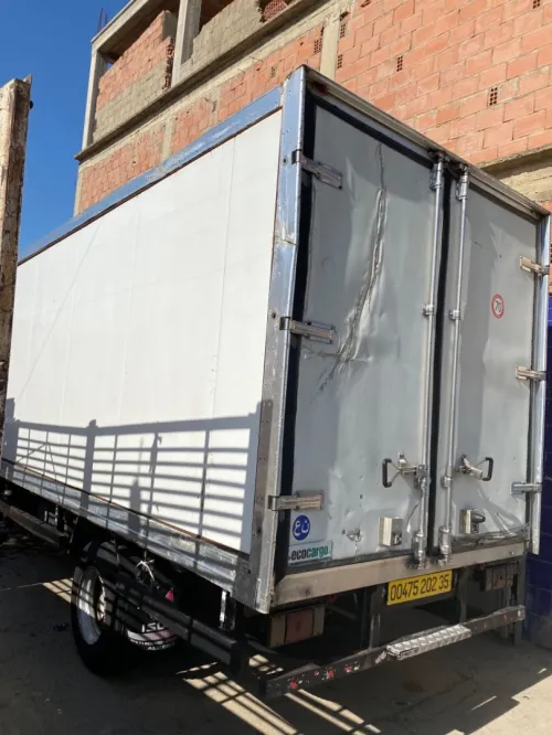 Isuzu NPR 2002