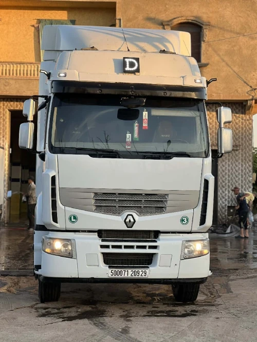 Renault PREMIUM 2009