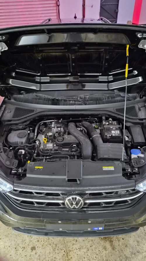 Volkswagen New T-Roc  2026 R-LINE BLACK EDITION
