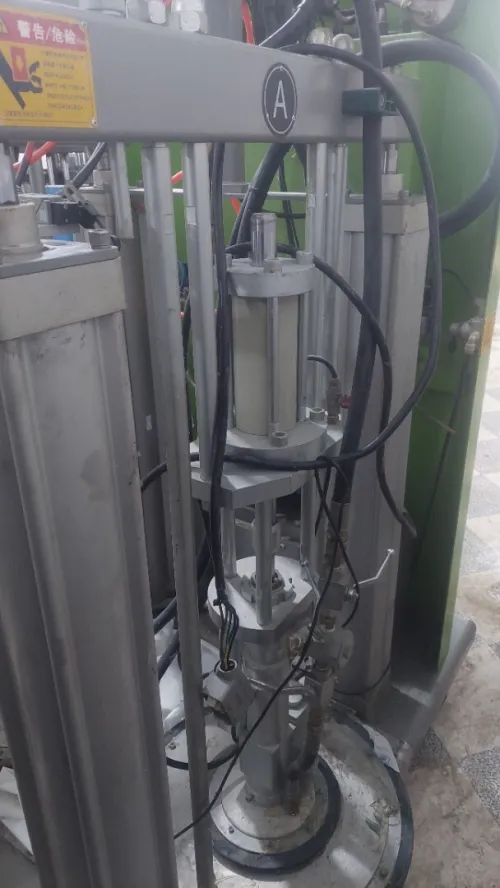 Chargeur sylicone de machine dinjection