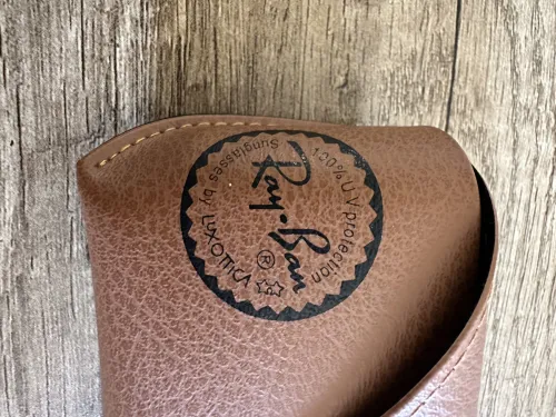 RAY-BAN