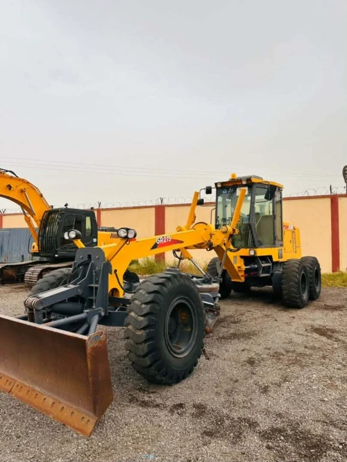NIVELEUSE XCMG GR215 XCMG GR215 2014