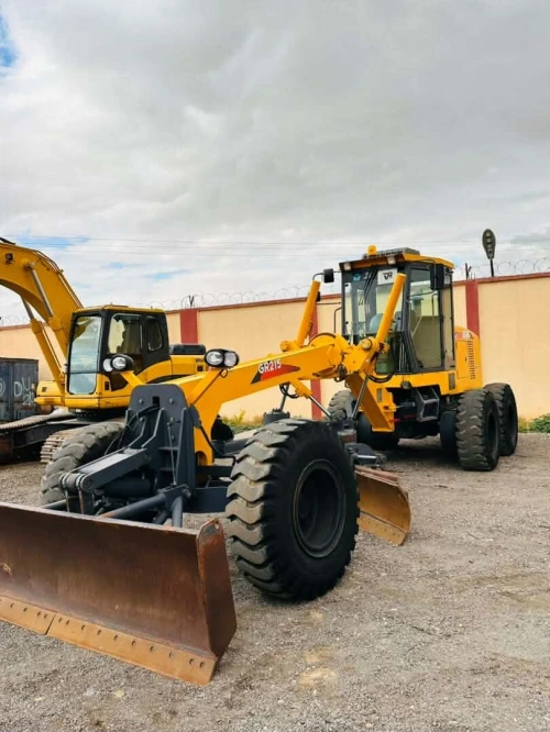 NIVELEUSE XCMG GR215 XCMG GR215 2014
