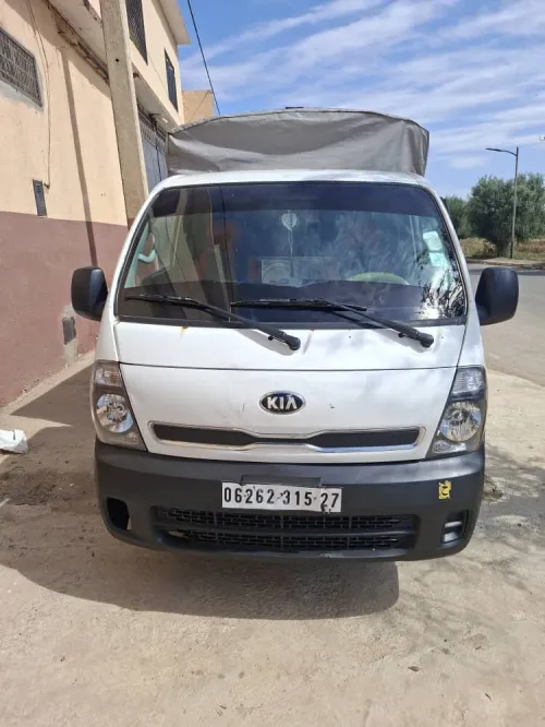 Kia 2700 2015 2015