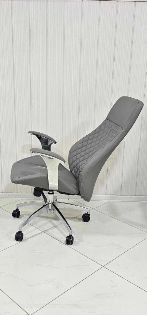 FAUTEUIL DIRECTIONNEL 1603