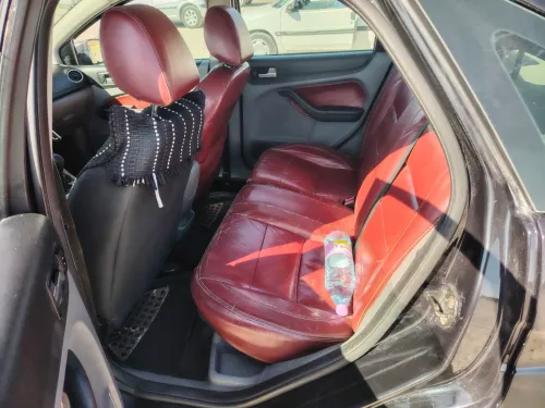 Ford Focus 4 portes 2010 