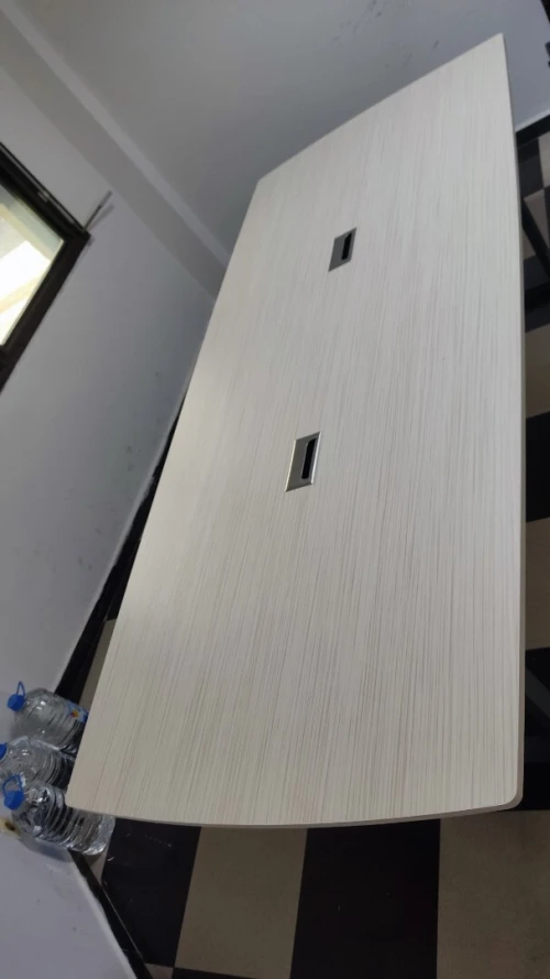 Table de réunion 