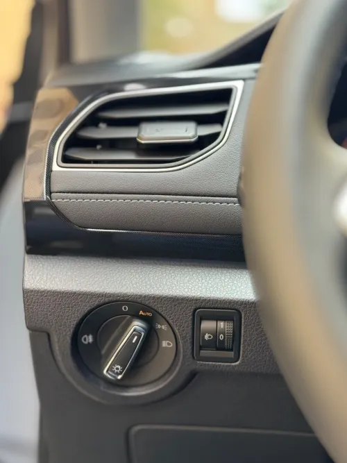Volkswagen Tharu  2025 XR - Turbo