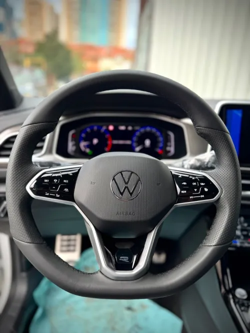 Volkswagen T-Roc 2025 R-Line 