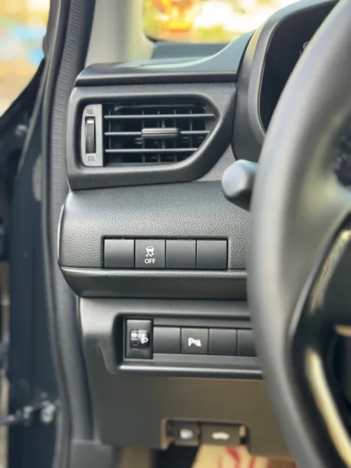 Suzuki Swift 2025 GLX T . Option