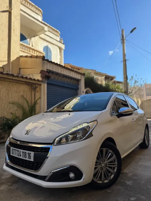 Peugeot 208 2018 Allure Facelift