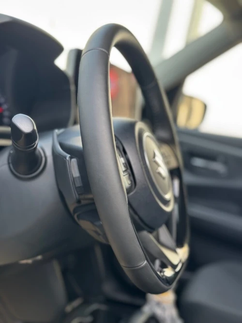 Suzuki Swift 2025 GLX T . Option