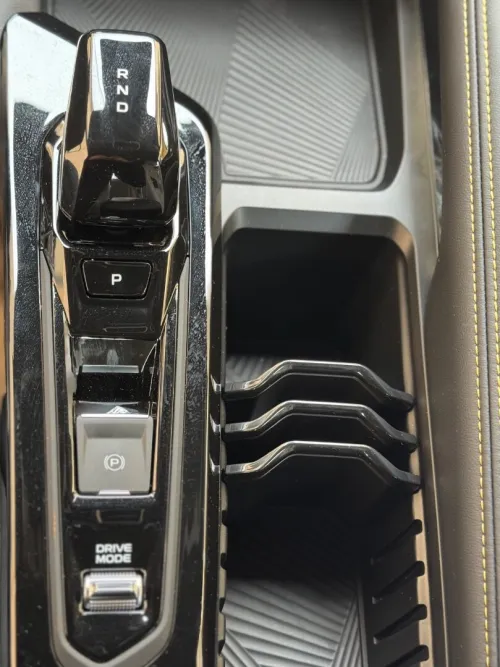 Geely COOLRAY 2026 FULL OPTION      المجمولة