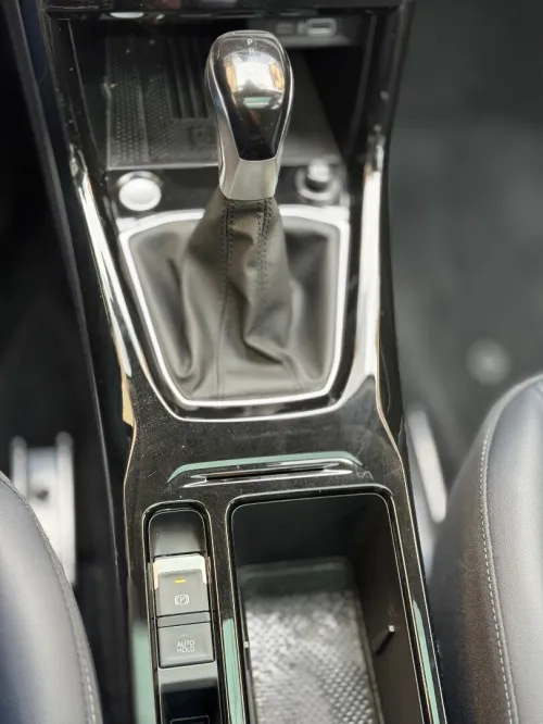 Volkswagen Tharu  2025 XR - Turbo