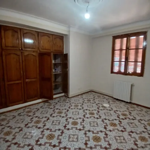 Location Appartement F4 Alger Ain benian