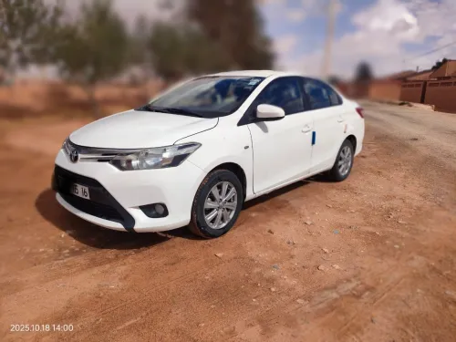 Toyota Yaris Sedan 2015 Play